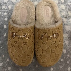 Gucci Beige Shearling Mules with Gold Horsebit 38